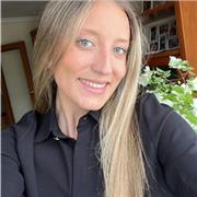 Profesora de apoyo para niños/as de primaria y ESO